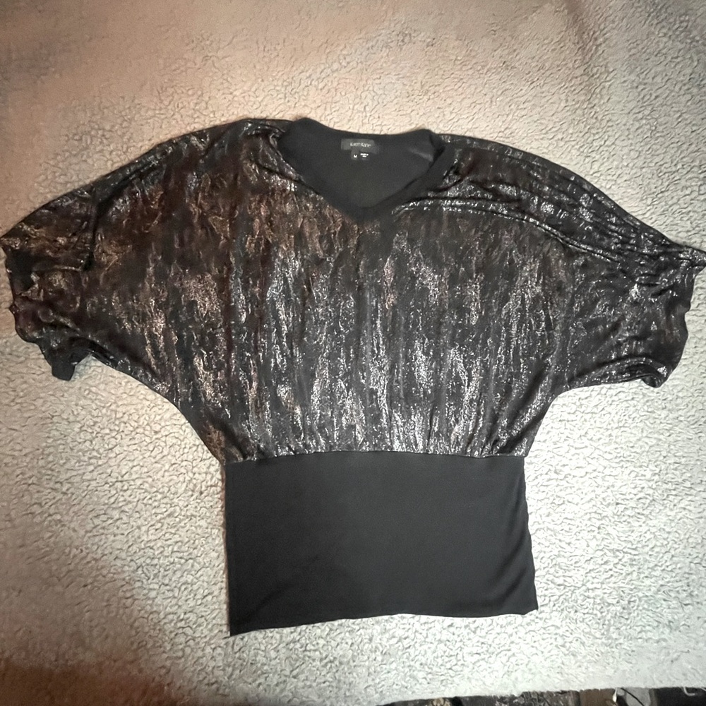 Karen Kane Shimmer Tunic Top - Size Medium